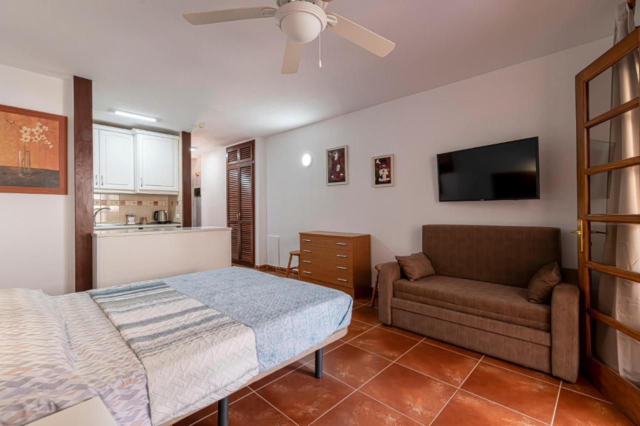 Go2Tenerife Apart'Elisa Near The Beach & Pool View Плая-де-лас-Америкас Экстерьер фото